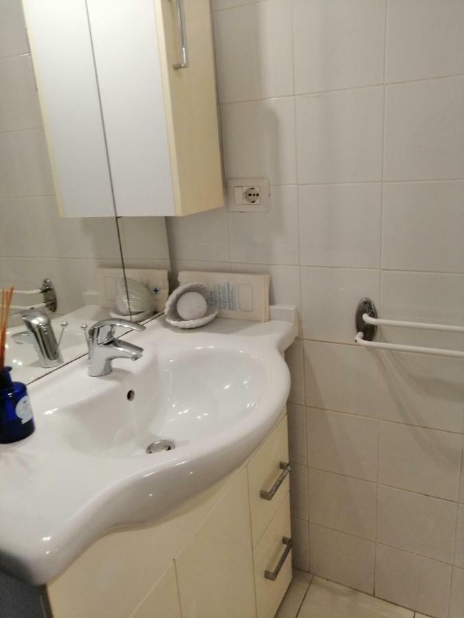 Casamare Apartment ม็องตง ภายนอก รูปภาพ